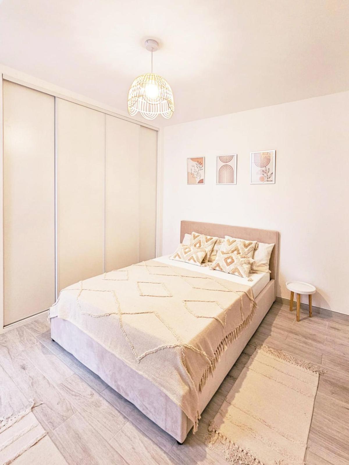 Appartement Bed & Breakfast - Entre Paris & Disneyland à Roissy-en-Brie Extérieur photo