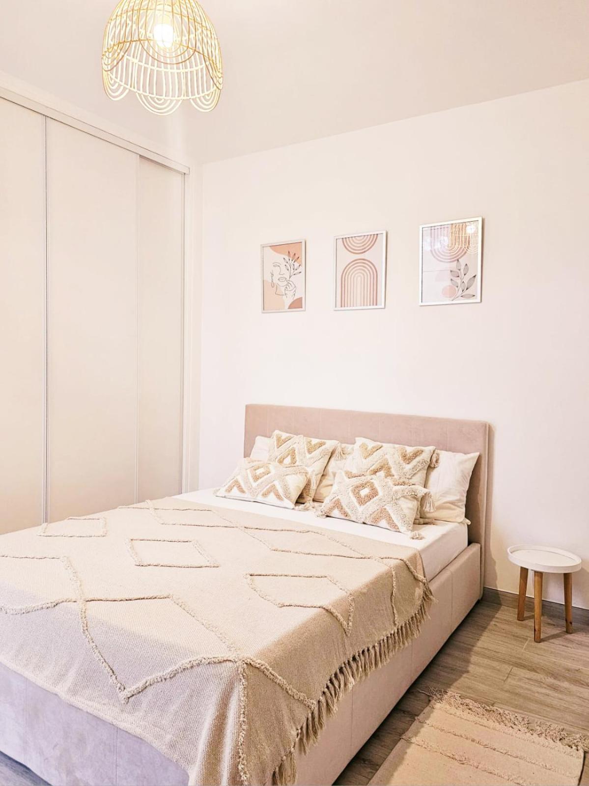 Appartement Bed & Breakfast - Entre Paris & Disneyland à Roissy-en-Brie Extérieur photo